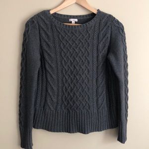 Gap sweater